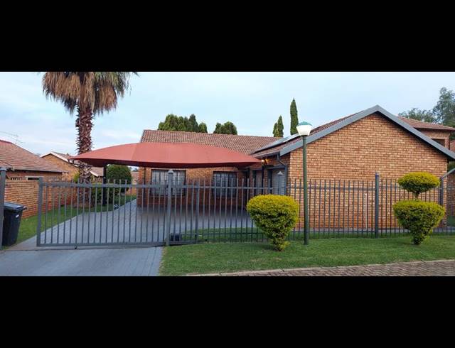 3 BEDROOM HOUSE FOR SALE IN THERESA PARK